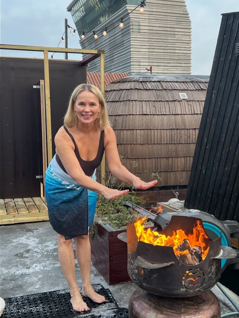 image0000001 66Nms601p4rkvOuBo Isbading Anne Kristin Møller